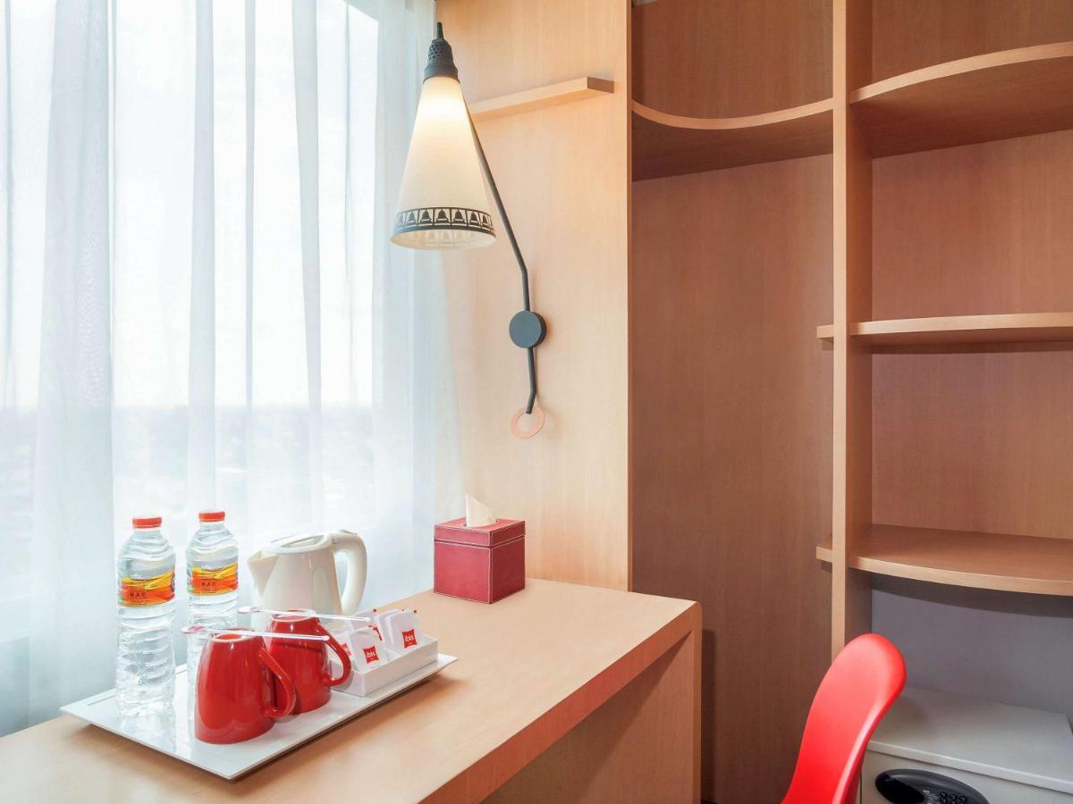 Ibis Yogyakarta Adi Sucipto Hotel 3*