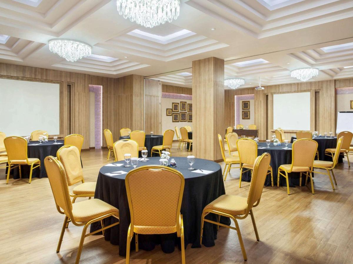 Hotel Ibis Yogyakarta Adi Sucipto 3*