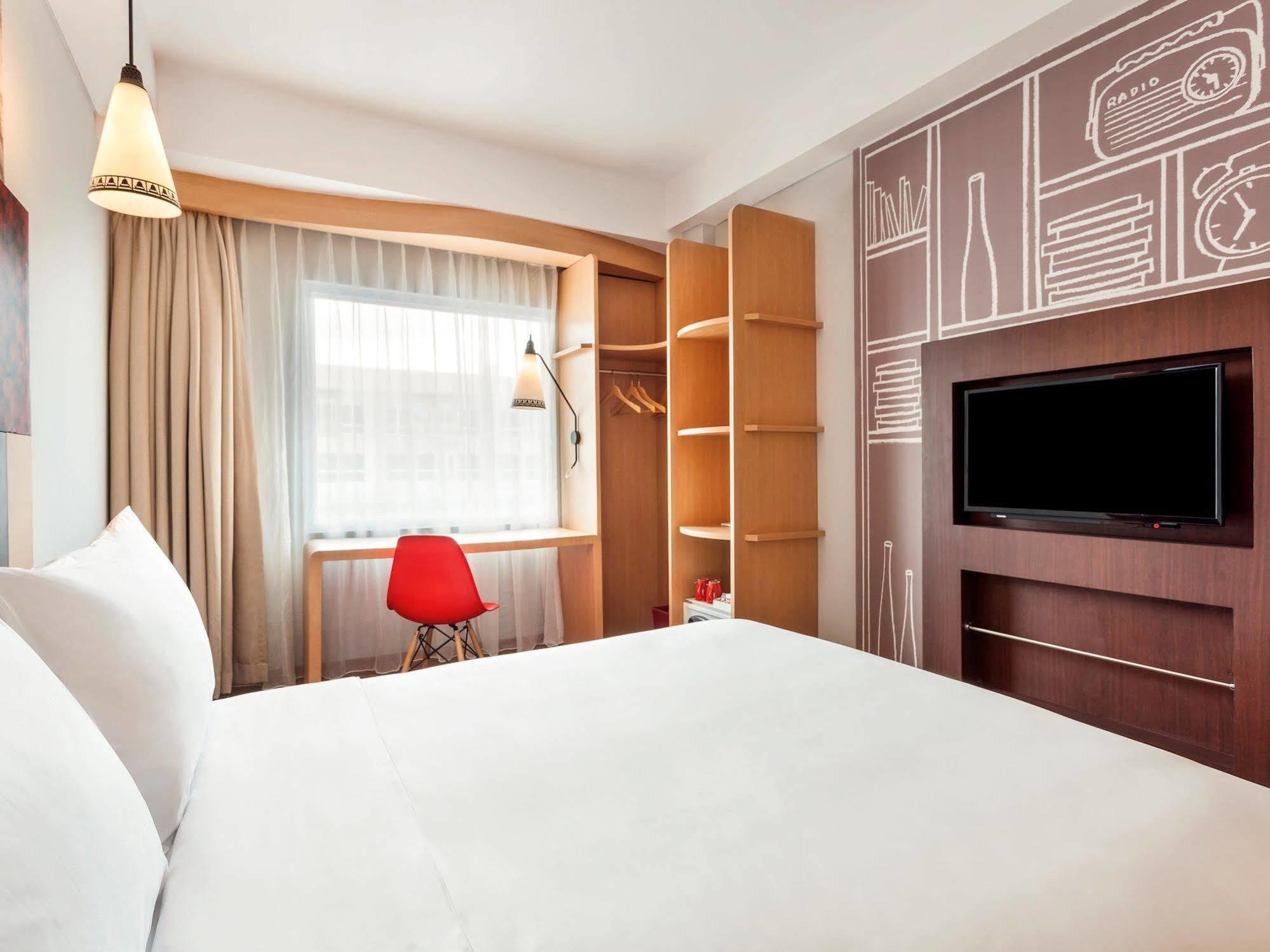 Ibis Yogyakarta Adi Sucipto 3*